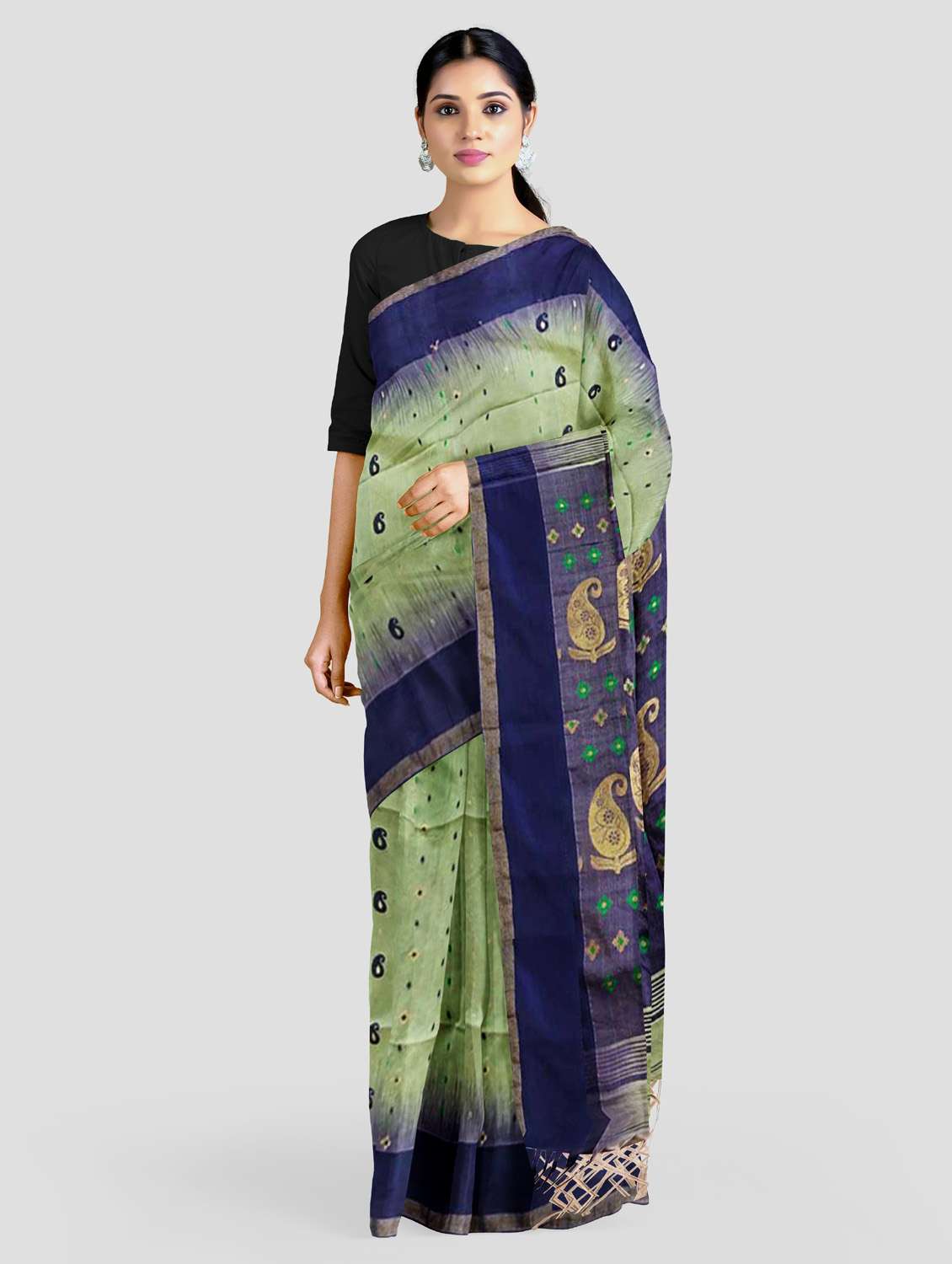 women's paisley green colored saree