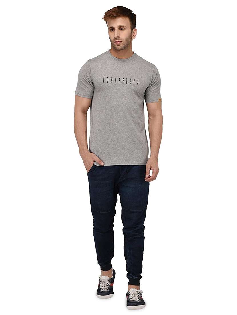 crew neck chest print t-shirt - 19617491 -  Standard Image - 3