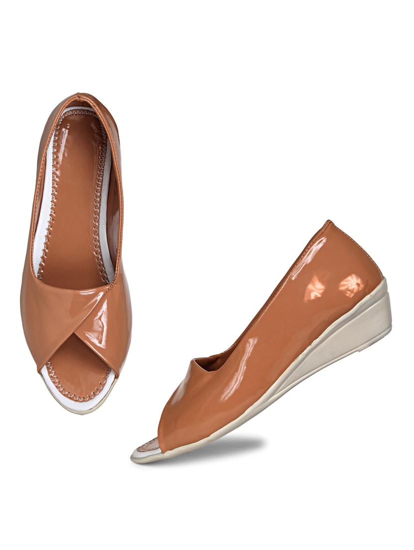 digiware wedge for women - 19618768 - Standard Image - 3