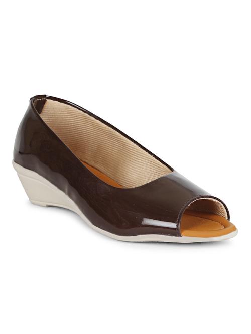 digiware wedge for women - 19618771 - Standard Image - 0