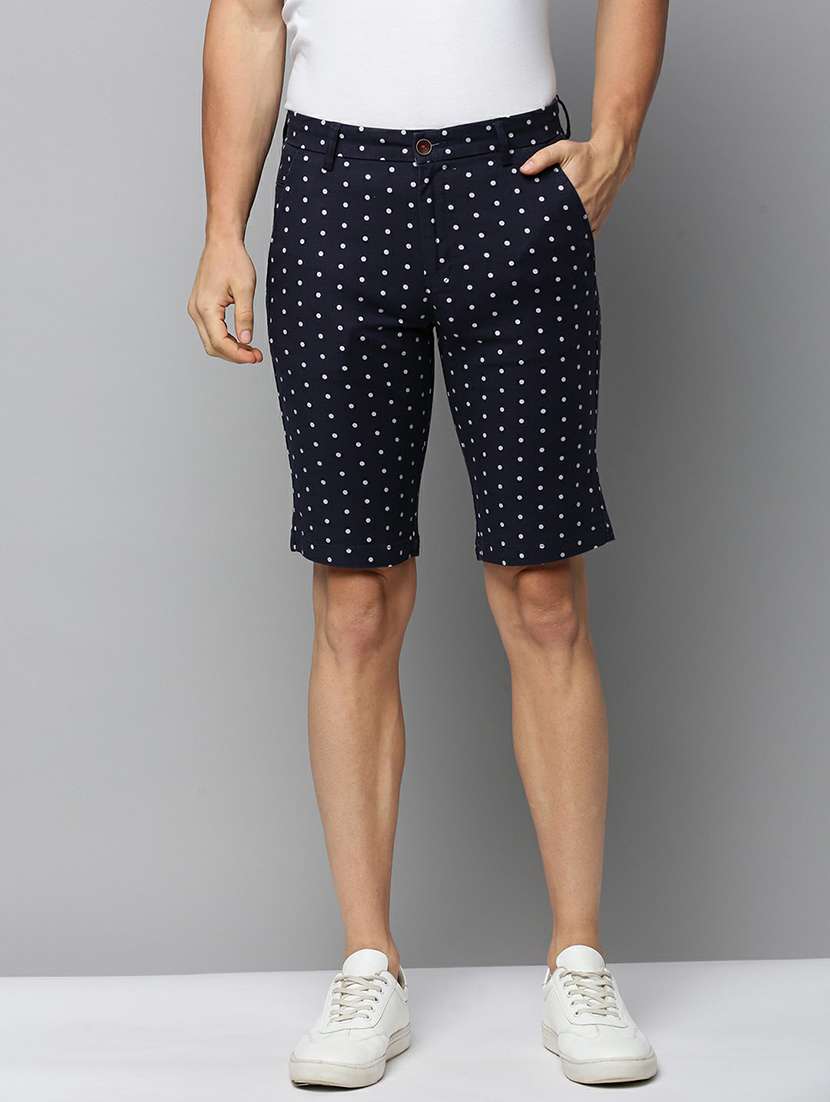 men printed mid rise chinos bermuda shorts
