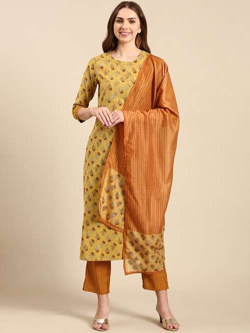women floral round neck kurta pant set with dupatta - 19631391 - Standard Image - 0