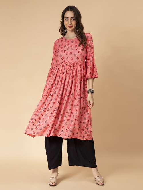 women's flared kurta
