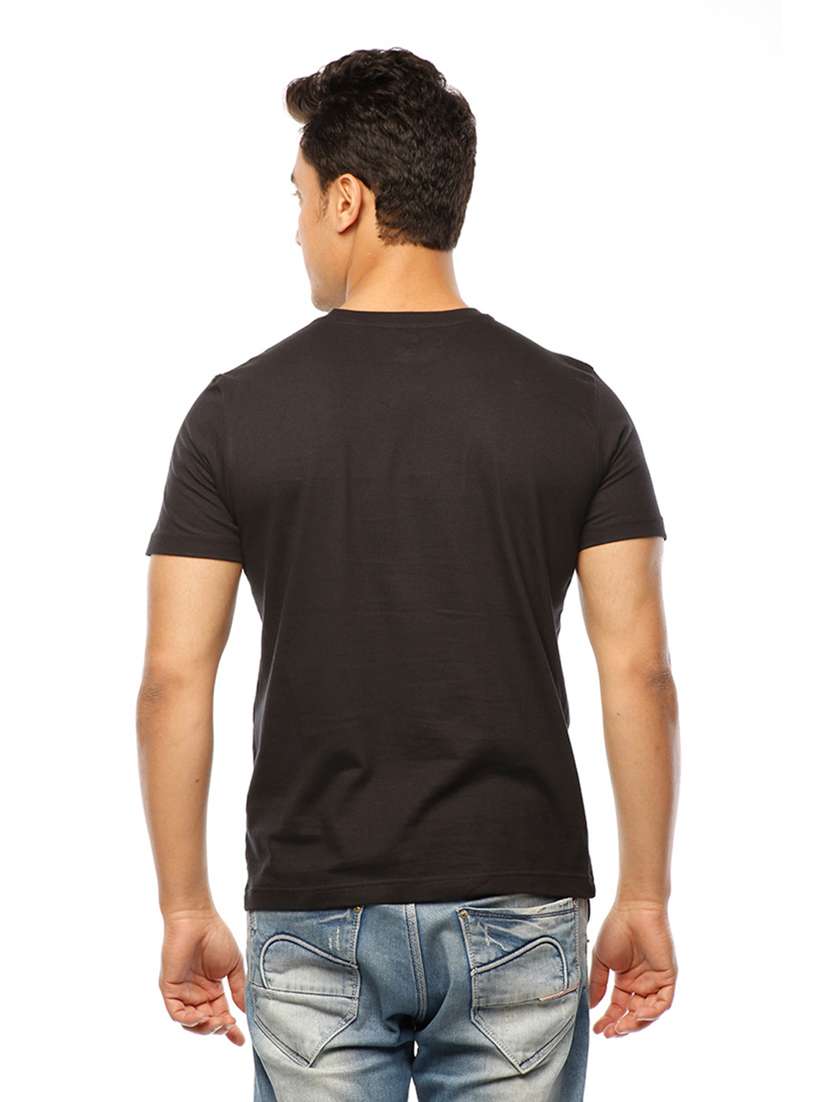 men round neck front print t-shirt - 19649447 -  Standard Image - 3