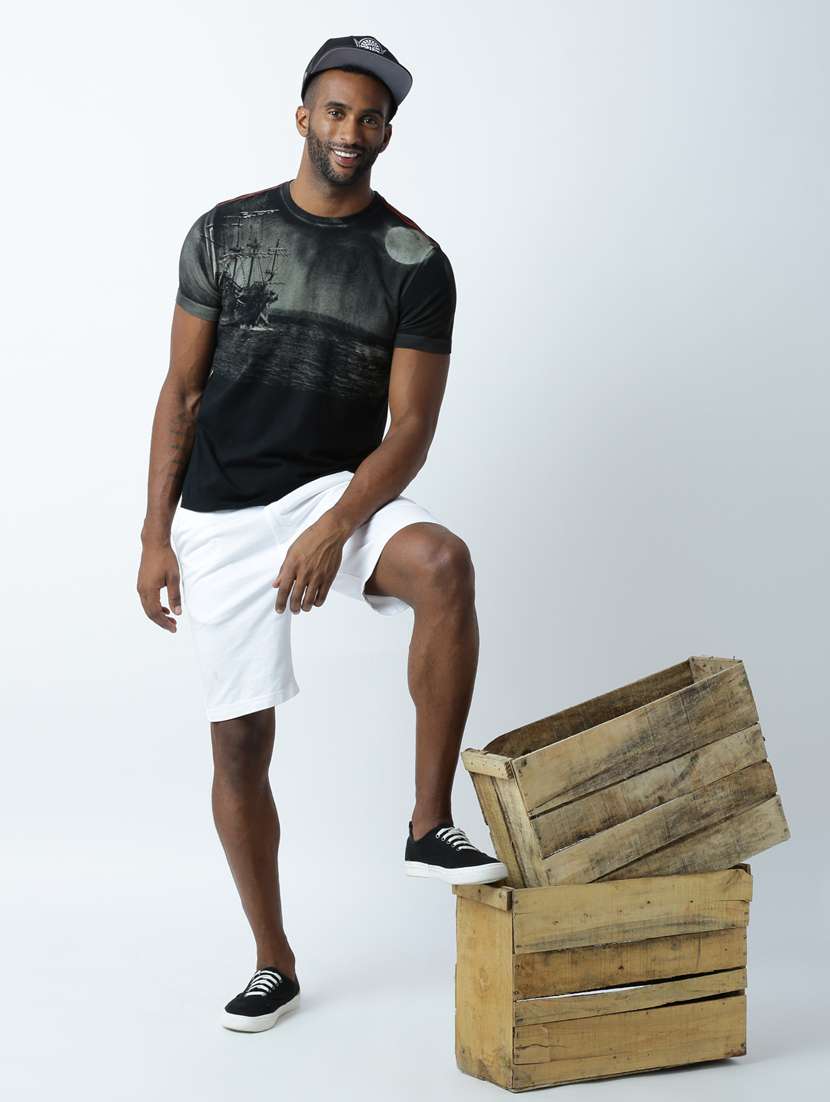 round neck printed regular t-shirt - 19649847 -  Standard Image - 3