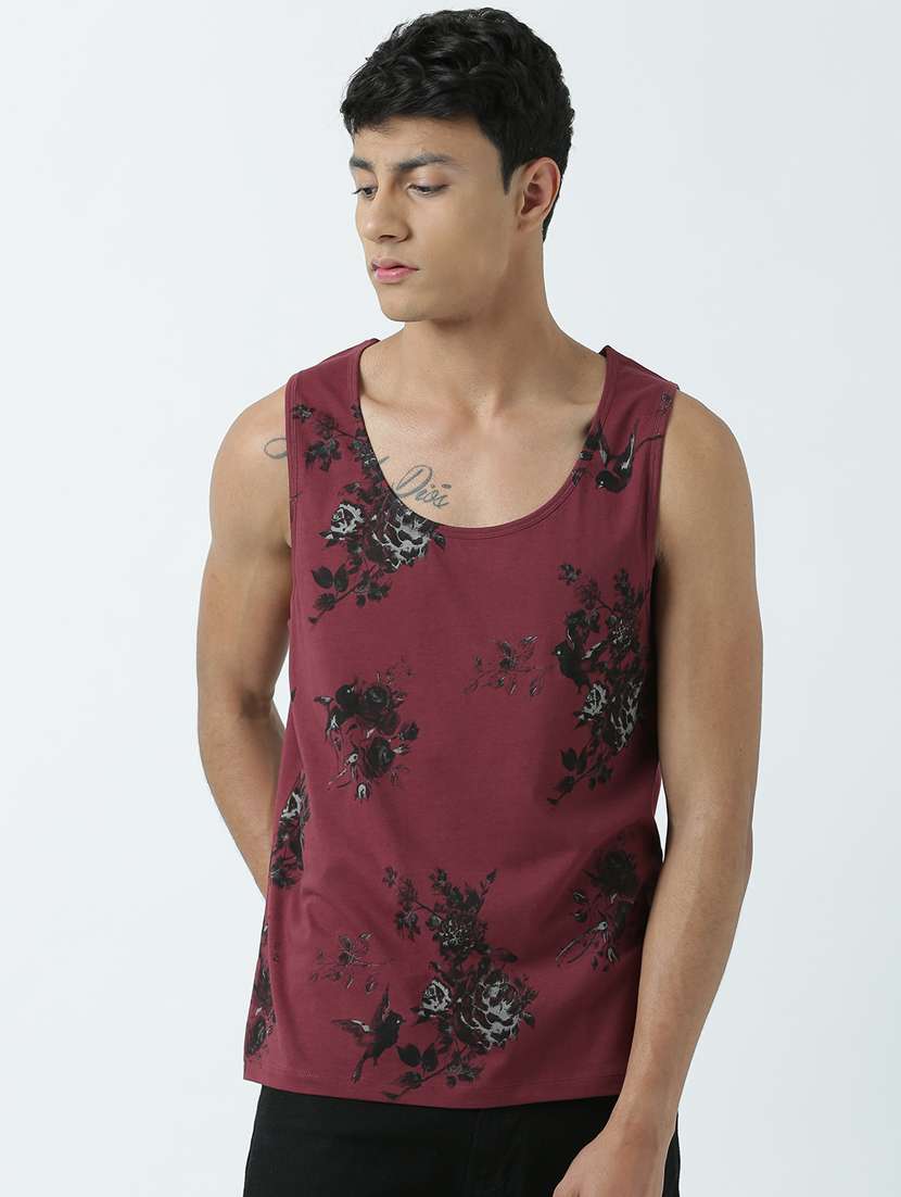 men printed sleeveless vest