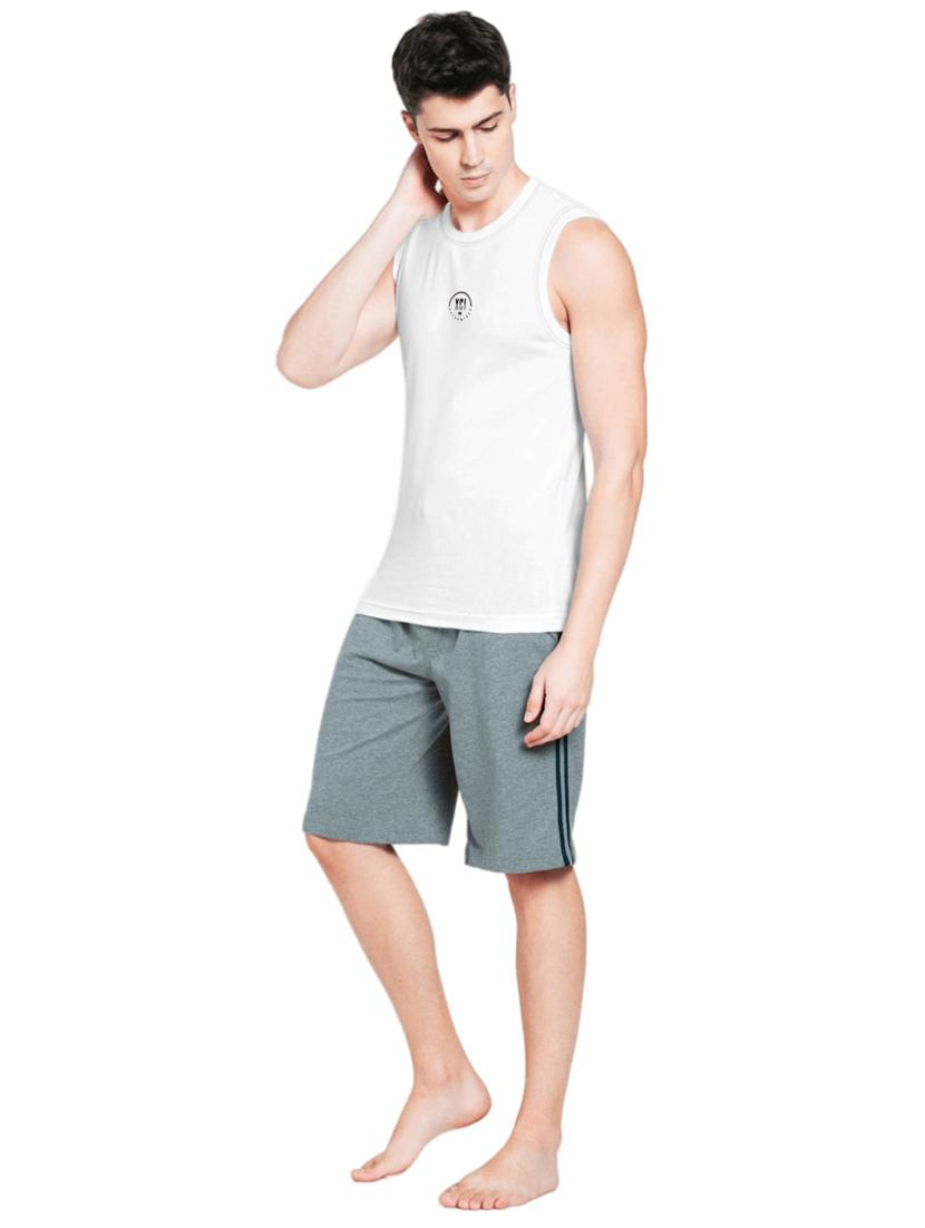 men round neck sleeveless vest - 19662162 - Standard Image - 3