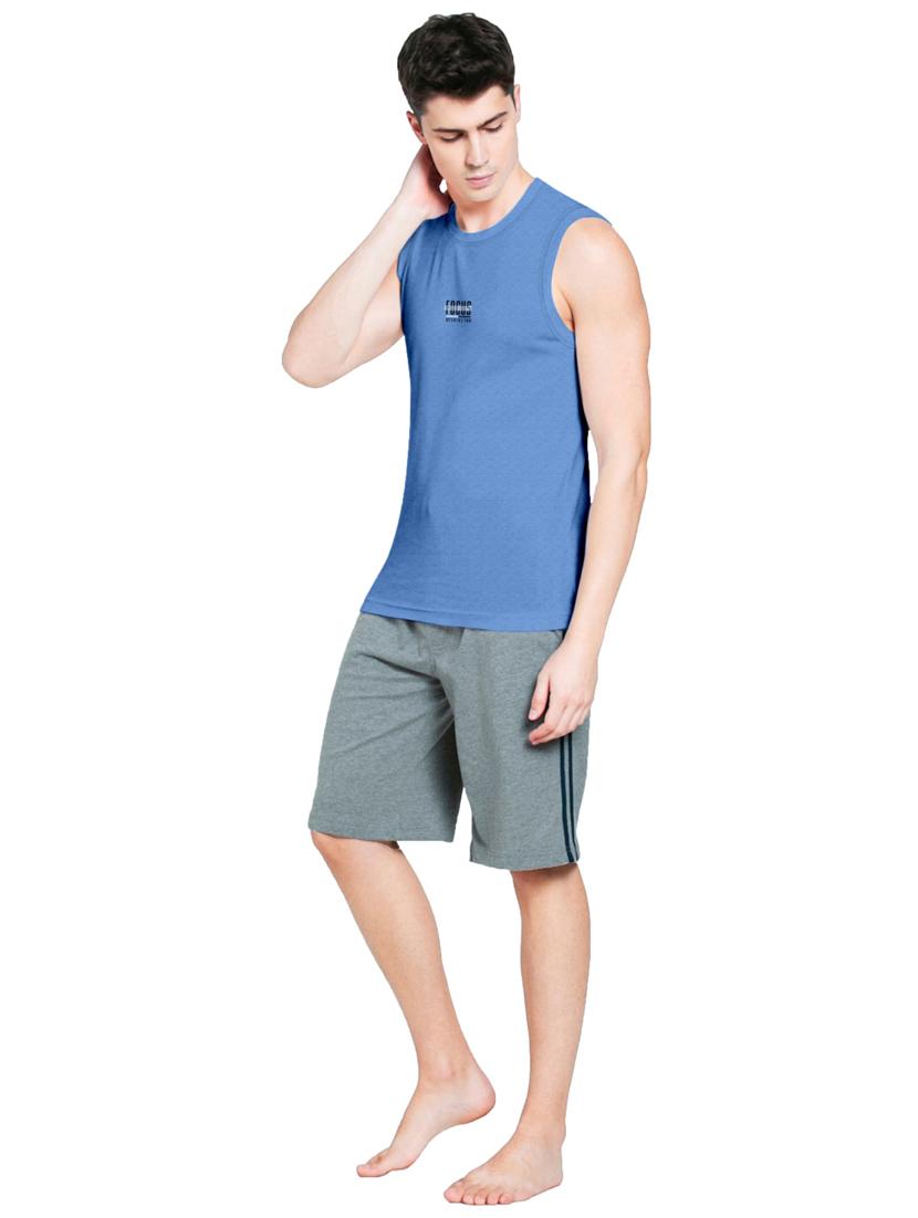 men round neck sleeveless vest - 19662168 - Standard Image - 3
