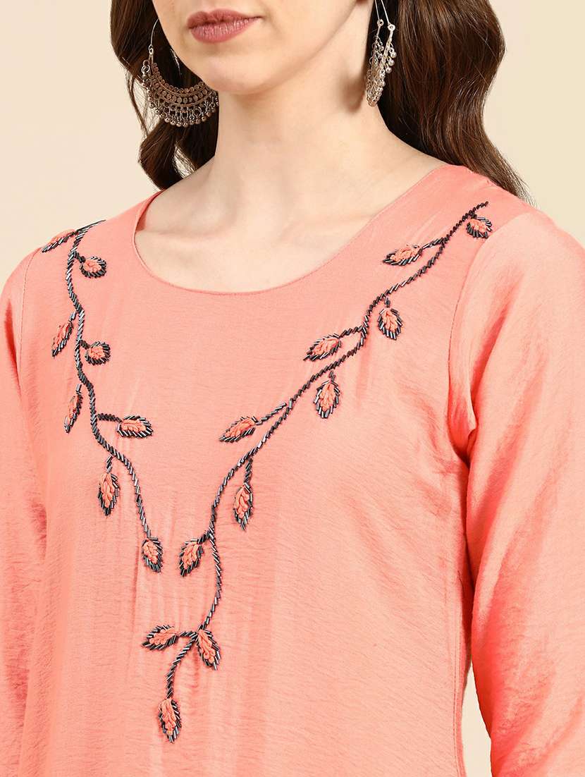 women's straight kurta - 19665078 - Standard Image - 5
