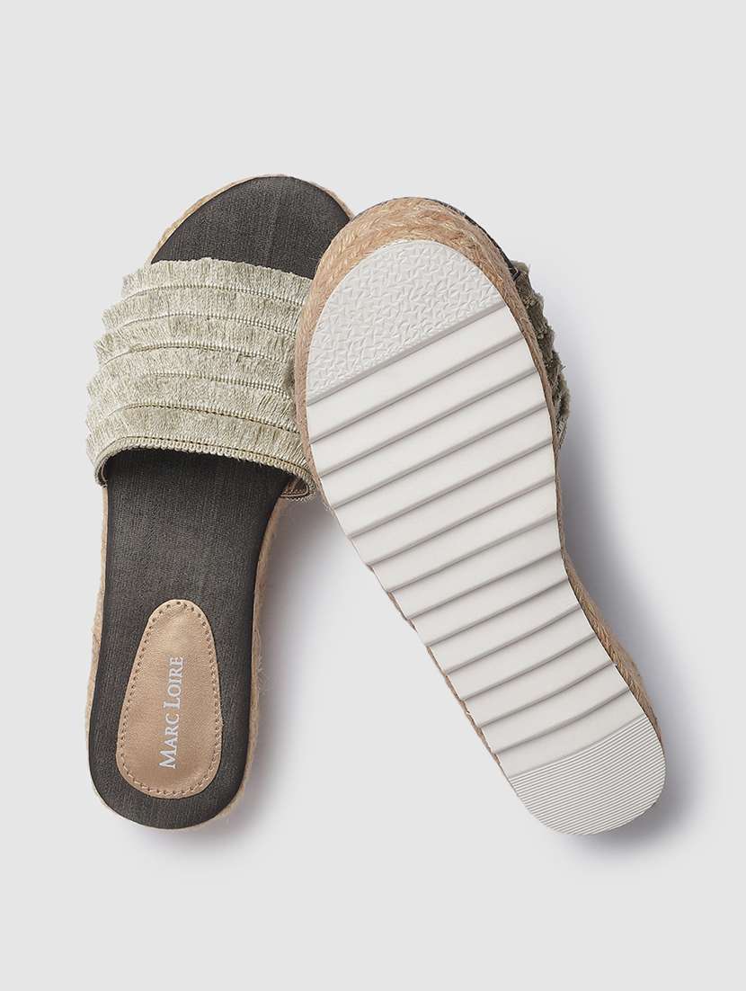 green slip on wedge - 19666439 -  Standard Image - 3