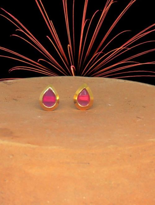 red brass studs earring - 19667216 - Standard Image - 0