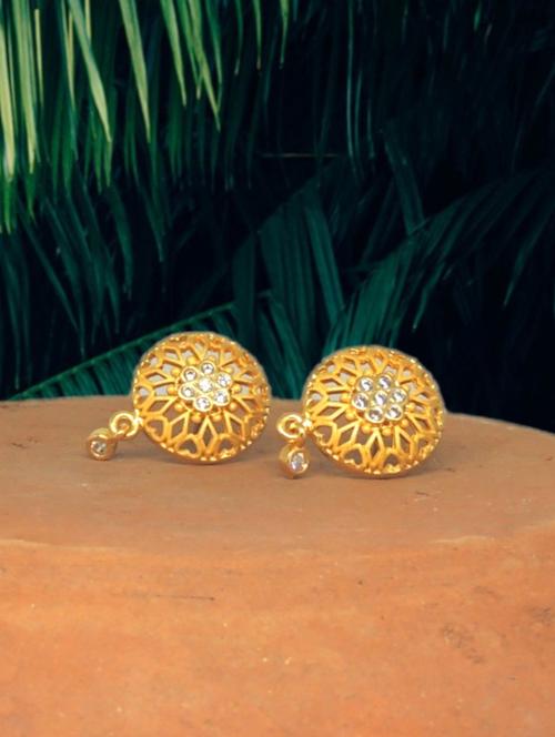 white brass studs earring - 19667218 - Standard Image - 0