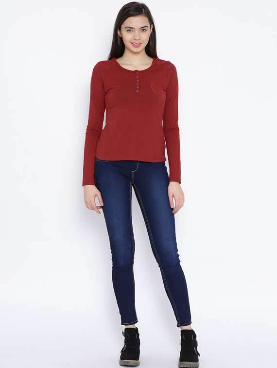 women round neck solid top - 19669055 -  Standard Image - 3