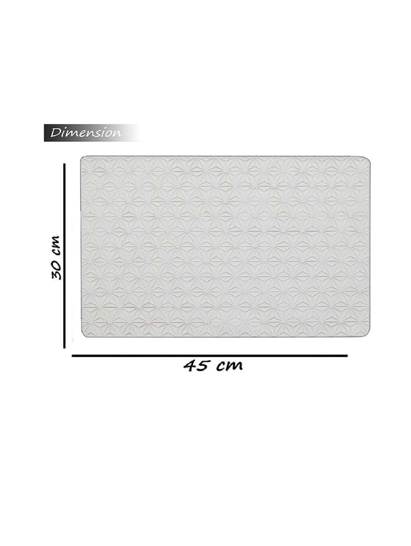 winner rectangular table placemat - 19695139 -  Standard Image - 3