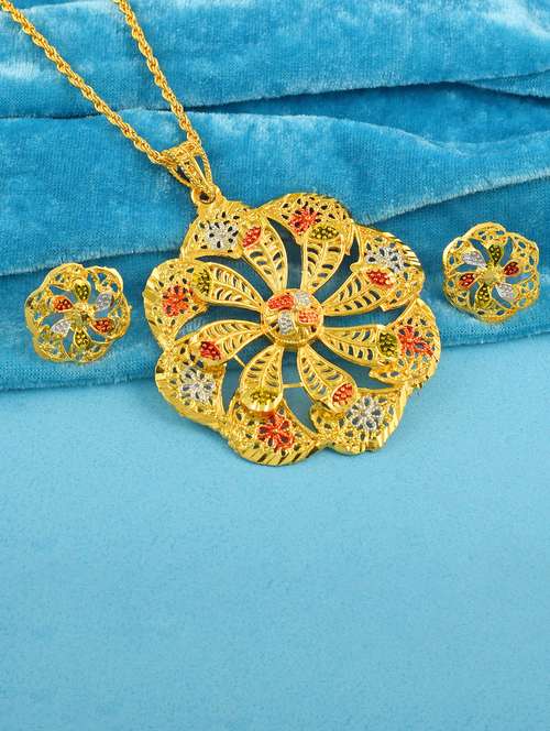 women gold plated pendant with earrings set - 19696636 -  Standard Image - 0