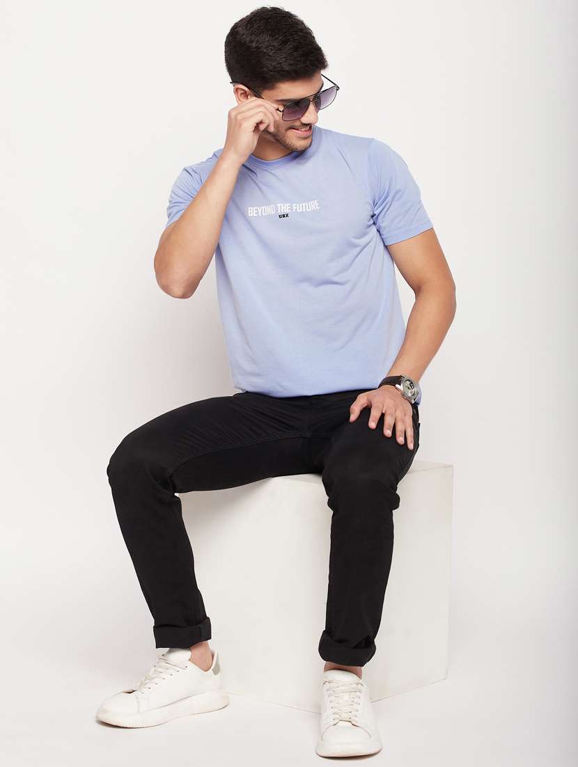 round neck printed regular t-shirt - 19698774 - Standard Image - 3