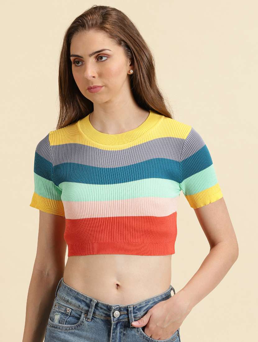 women's crop round neck top