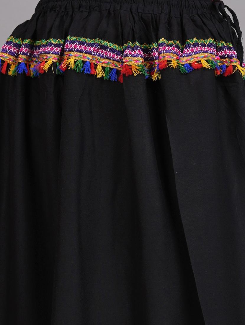 embroidered skirt top set - 19723910 - Standard Image - 3