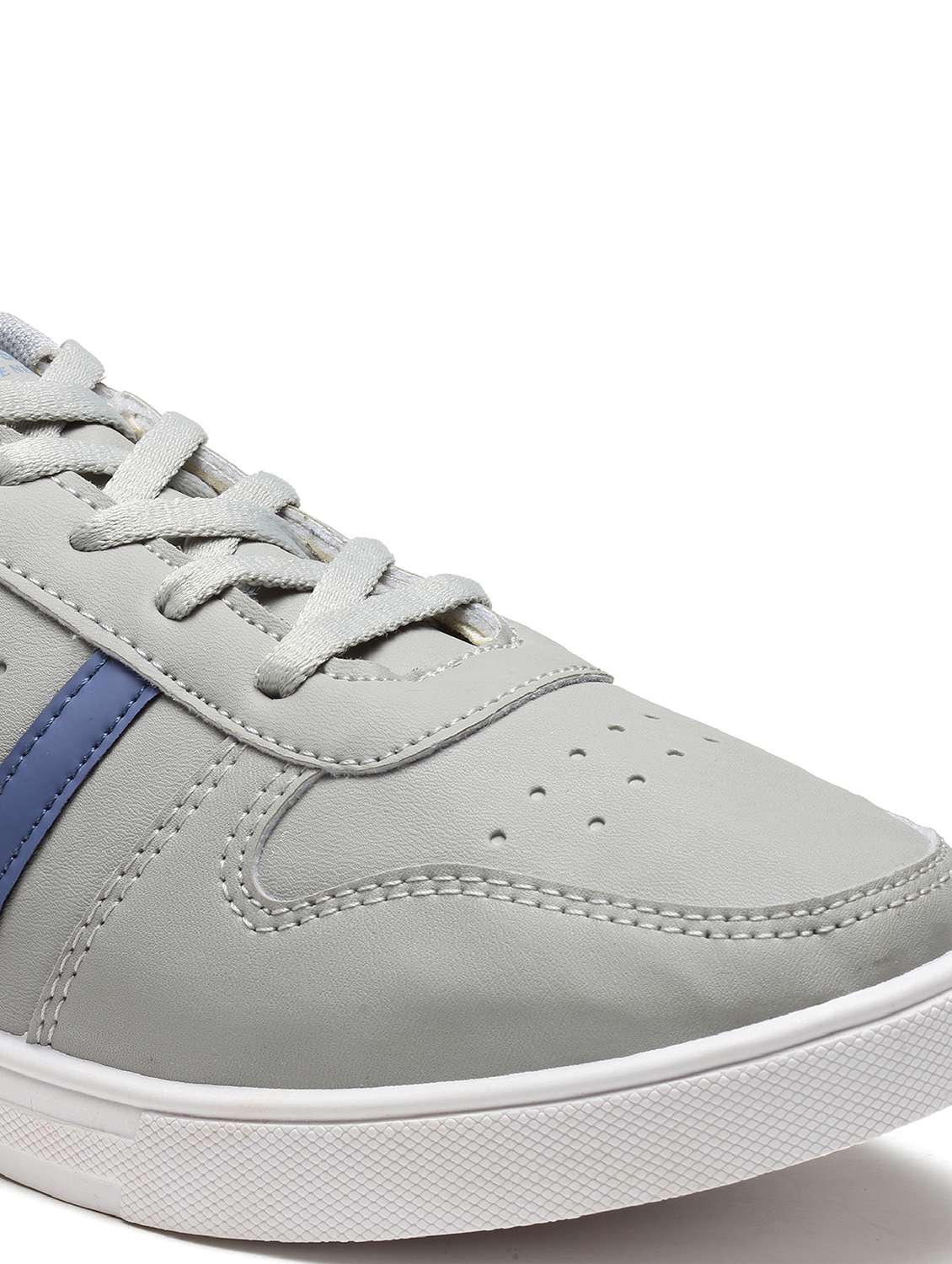 men lace up sneakers - 19724077 -  Standard Image - 5