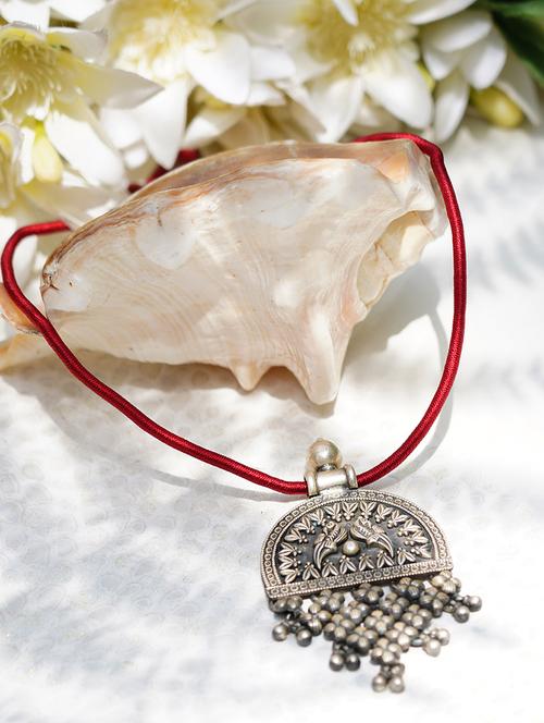 silver brass short necklace - 19755181 -  Standard Image - 0