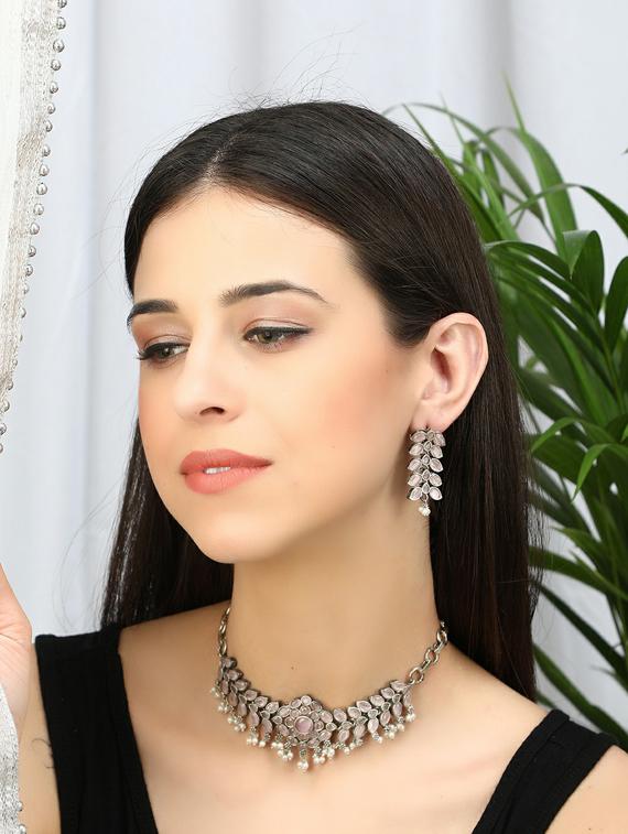 pink stone silver brass oxidised choker necklaces and earring - 19755340 - Standard Image - 5