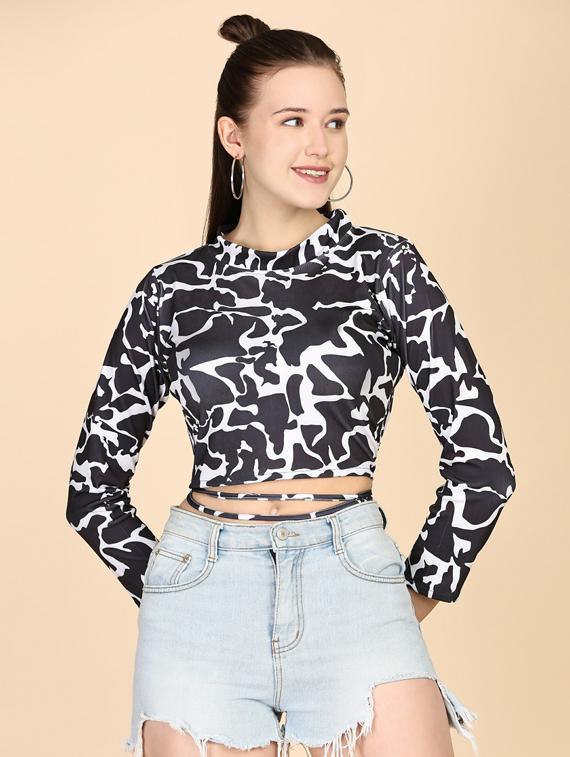 black printed crop top - 19755482 - Zoom Image - 0