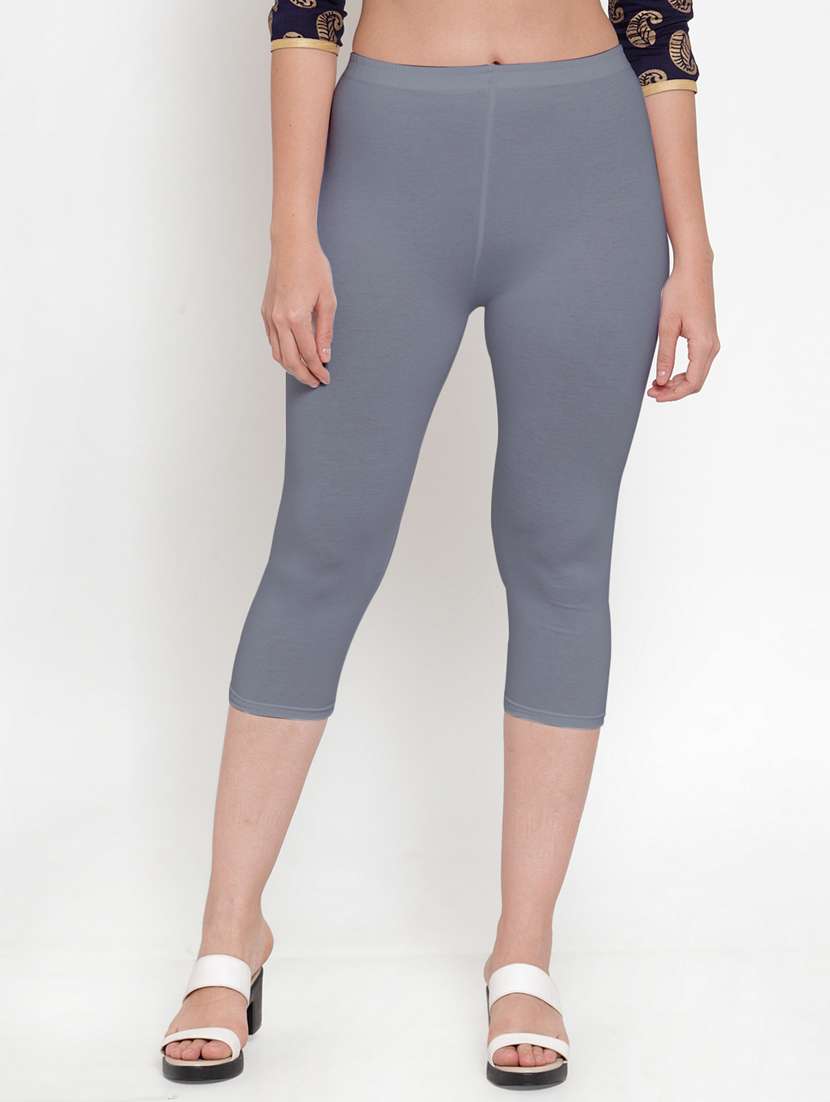 pack of 2 solid capri leggings  - 19757446 -  Standard Image - 3