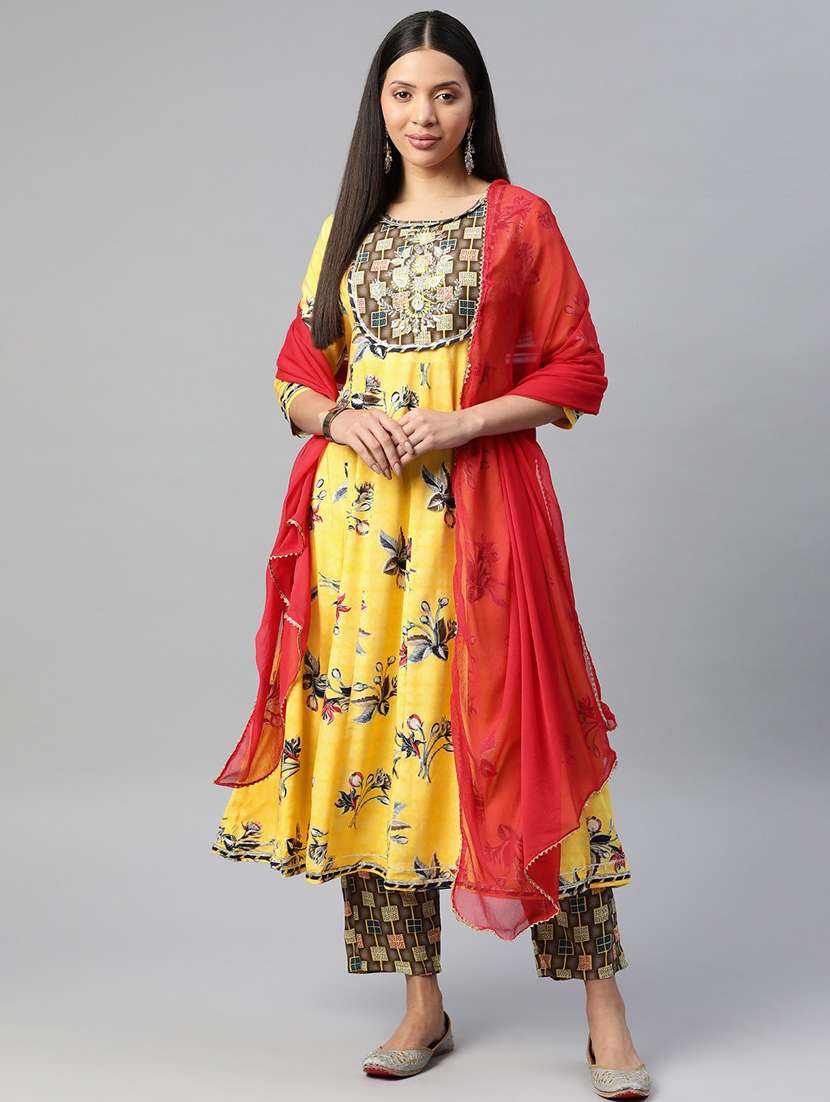 women printed suit set - 19763477 - Zoom Image - 0
