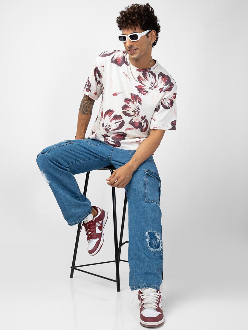 round neck printed regular t-shirt - 19766451 - Standard Image - 3