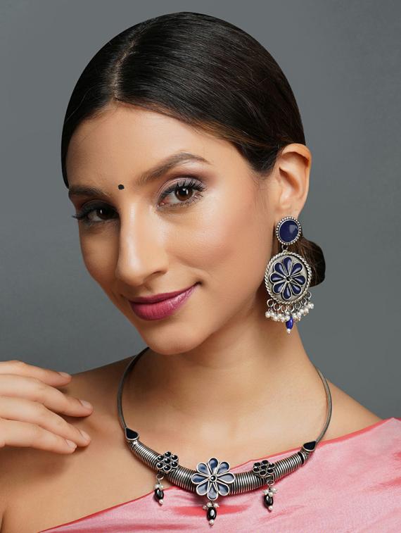 blue tone silver brass oxidised necklaces and earring - 19768281 - Standard Image - 5