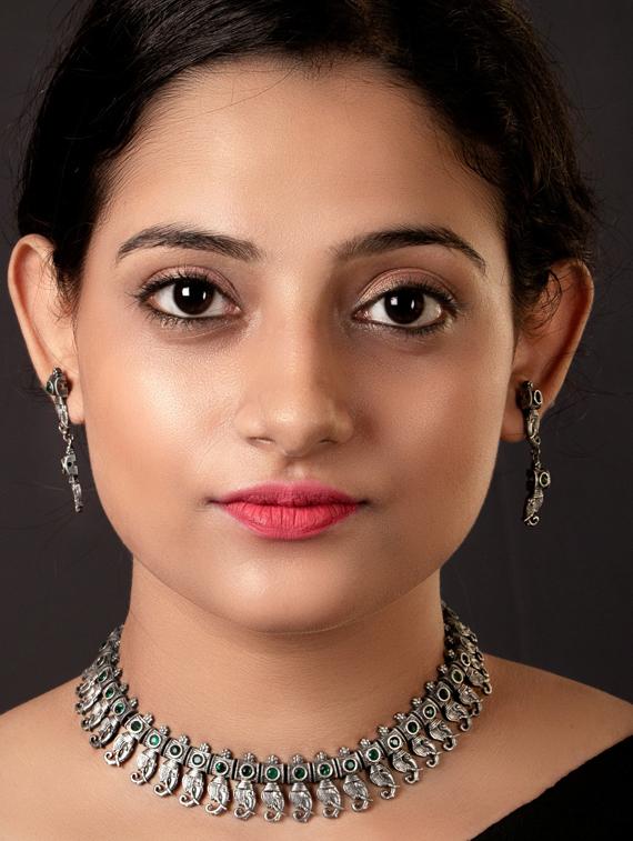silver brass choker necklaces and earring - 19768391 - Standard Image - 3