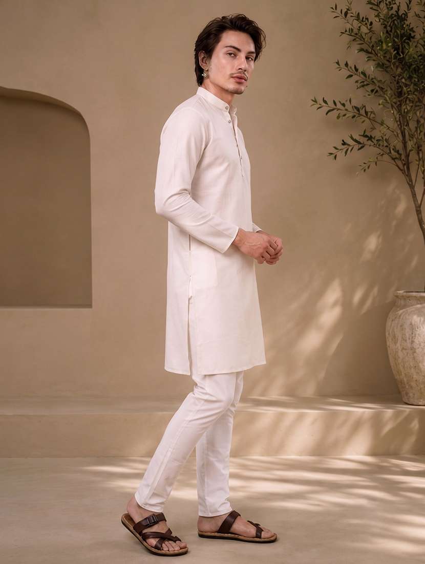 men solid mandarin neck long kurta - 19777940 -  Standard Image - 3