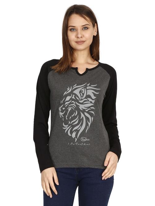 notch neck printed regular tees - 19785709 - Standard Image - 0