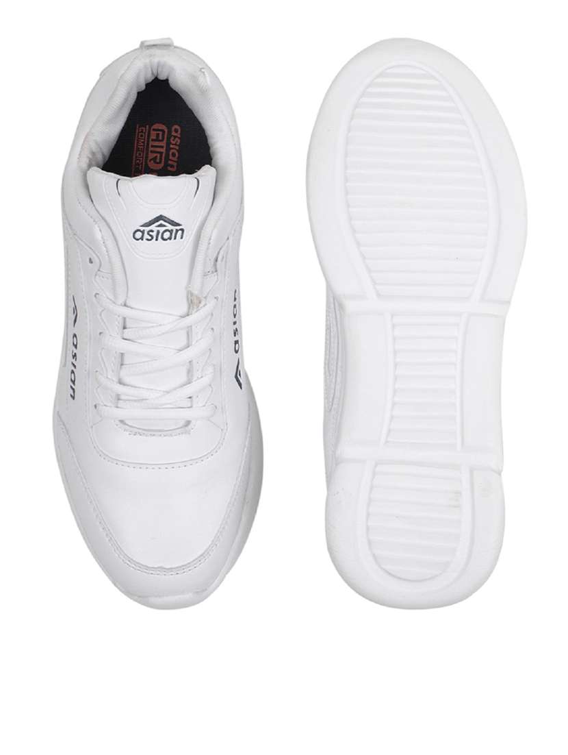 men slip on sport shoes - 19790452 -  Standard Image - 3