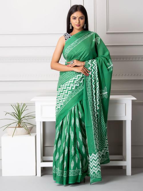 self design printed saree with blouse - 19796974 -  Standard Image - 0