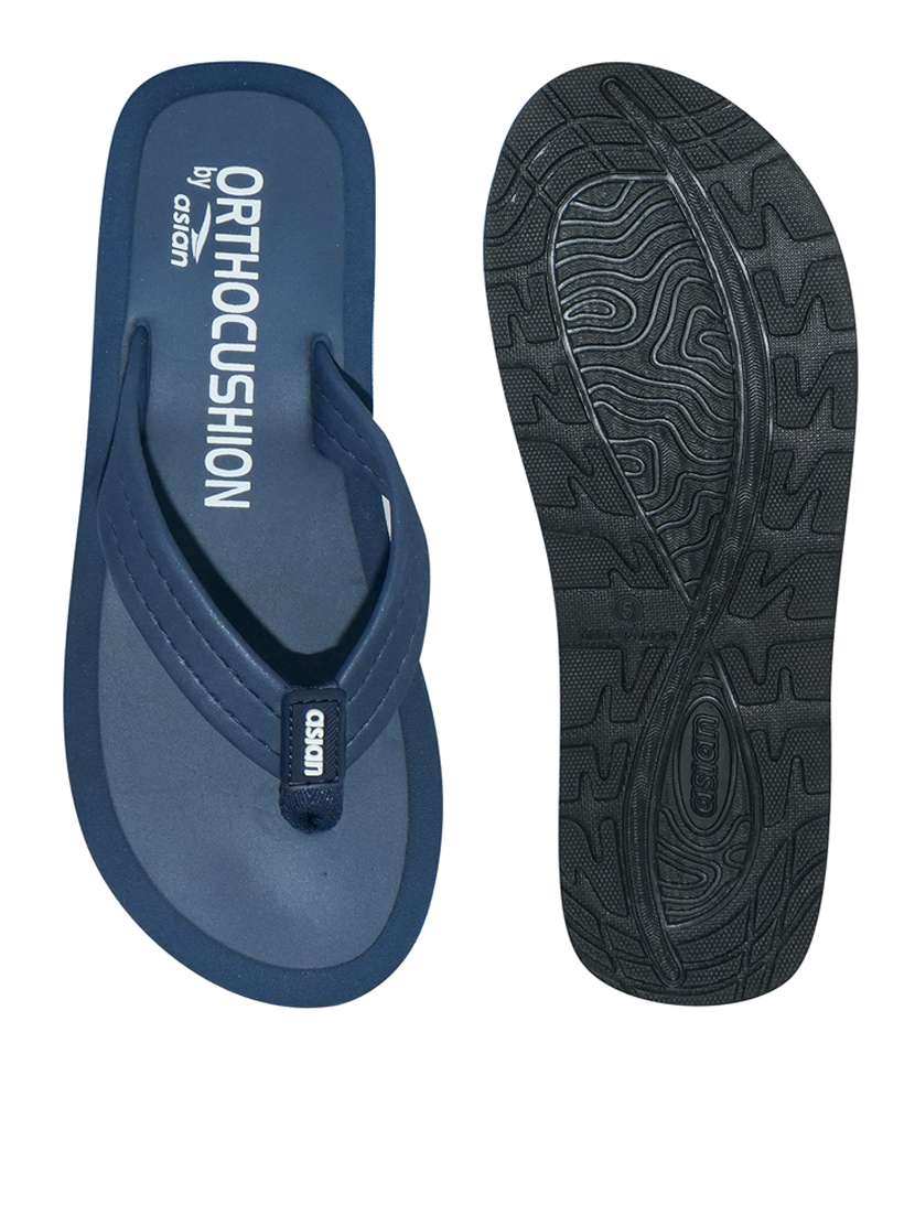 women toe seprator slippers - 19802667 -  Standard Image - 3