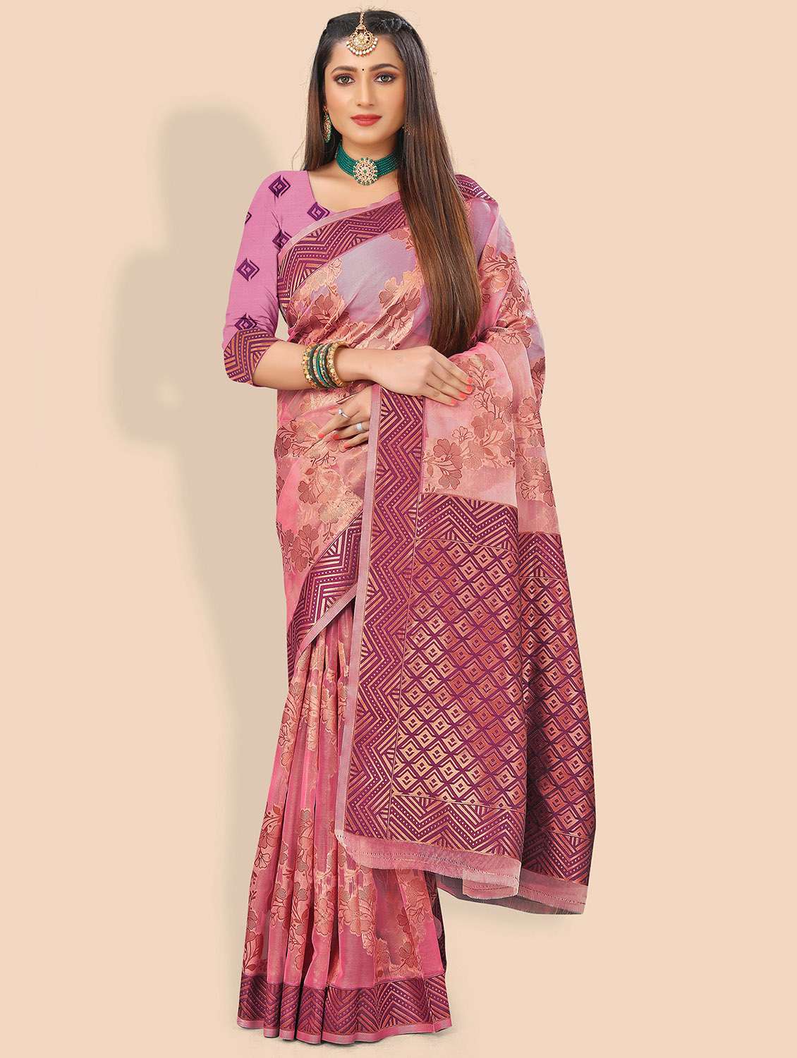 lavender self design woven saree with blouse - 19825579 - Zoom Image - 0