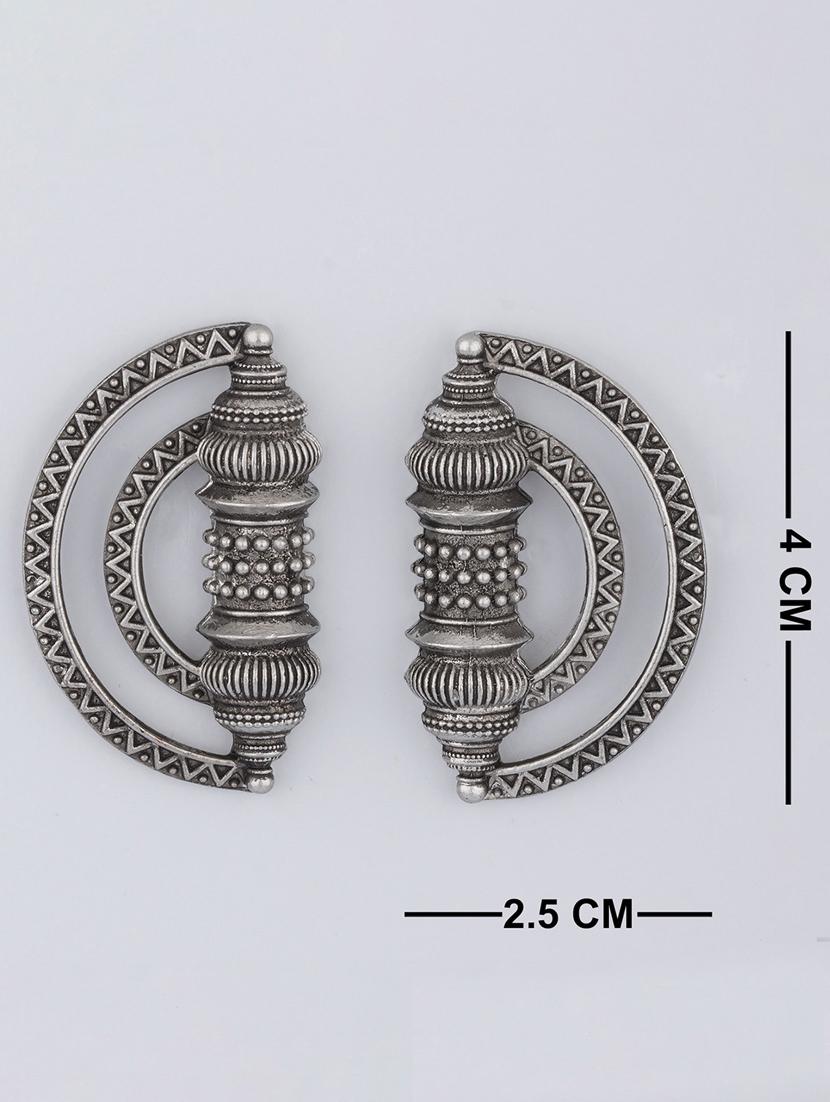 silver alloy studs earring - 19839896 - Standard Image - 5
