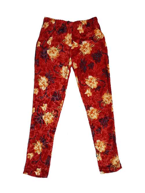 red velvet taper candle - 19844220 - Standard Image - 0