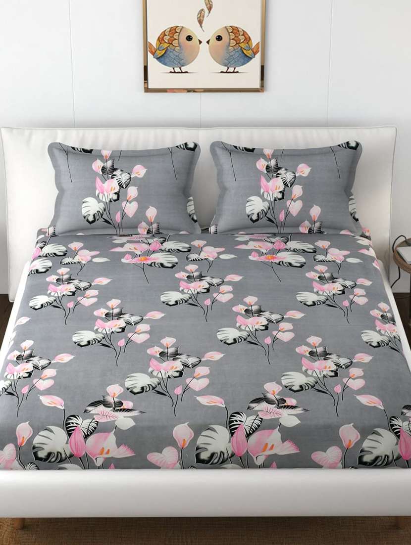 printed bedsheet with pillow covers