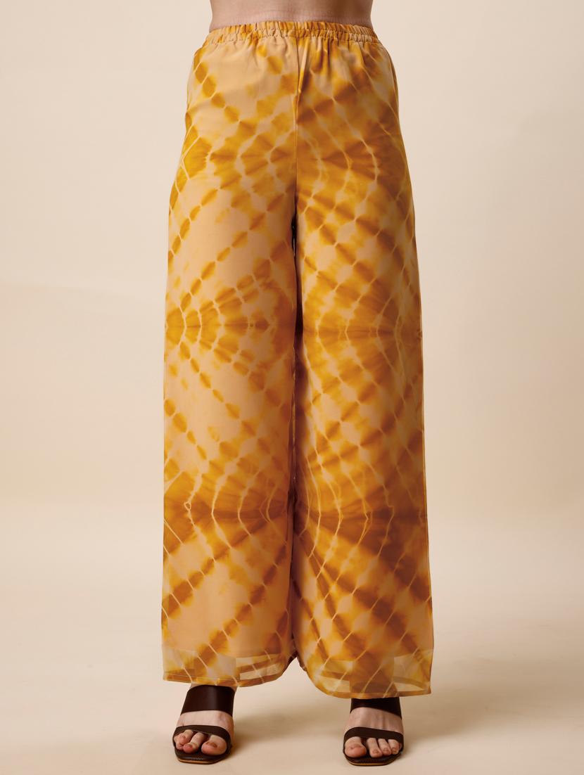 tie & dyed kurti with palazzos & dupatta - 19847105 - Standard Image - 3