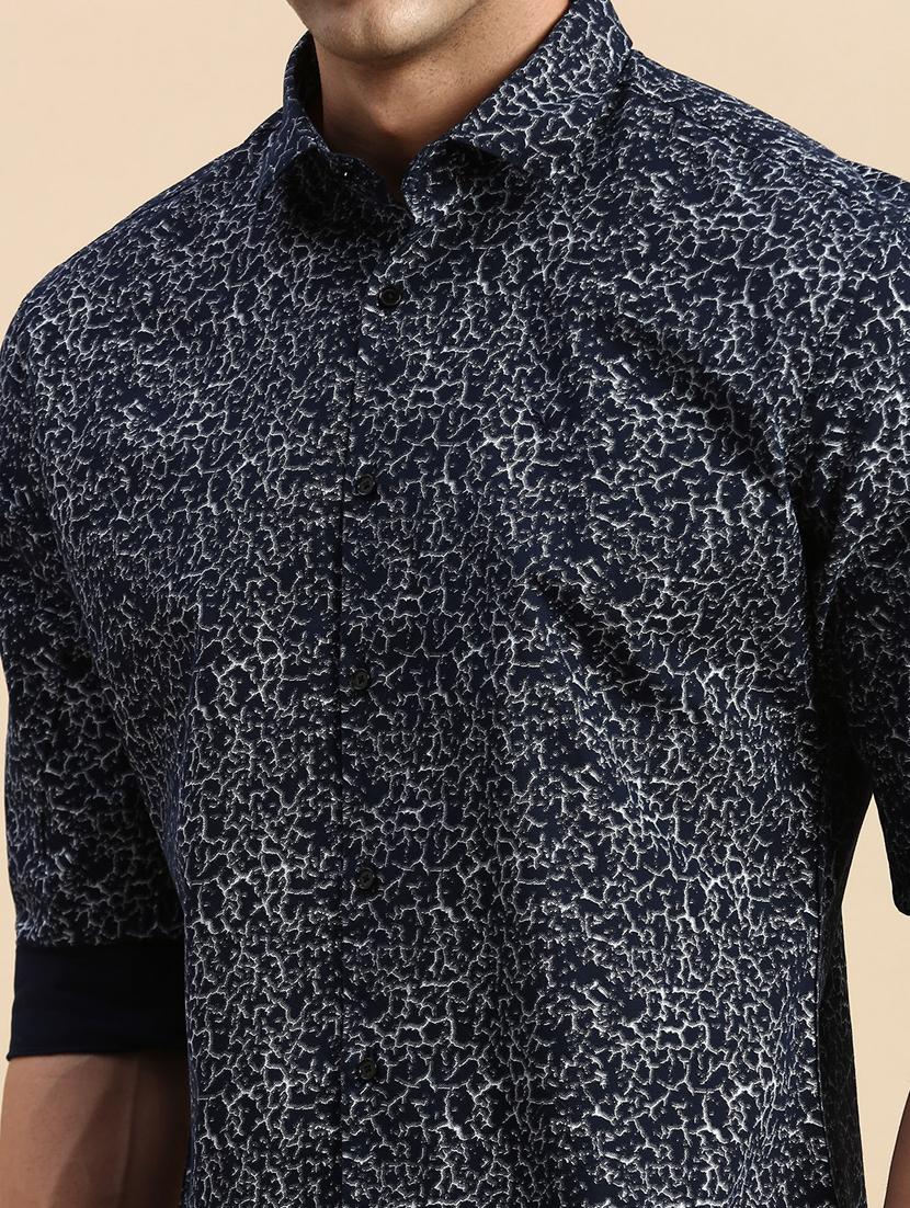 mens printed casual shirt - 19856045 - Standard Image - 5
