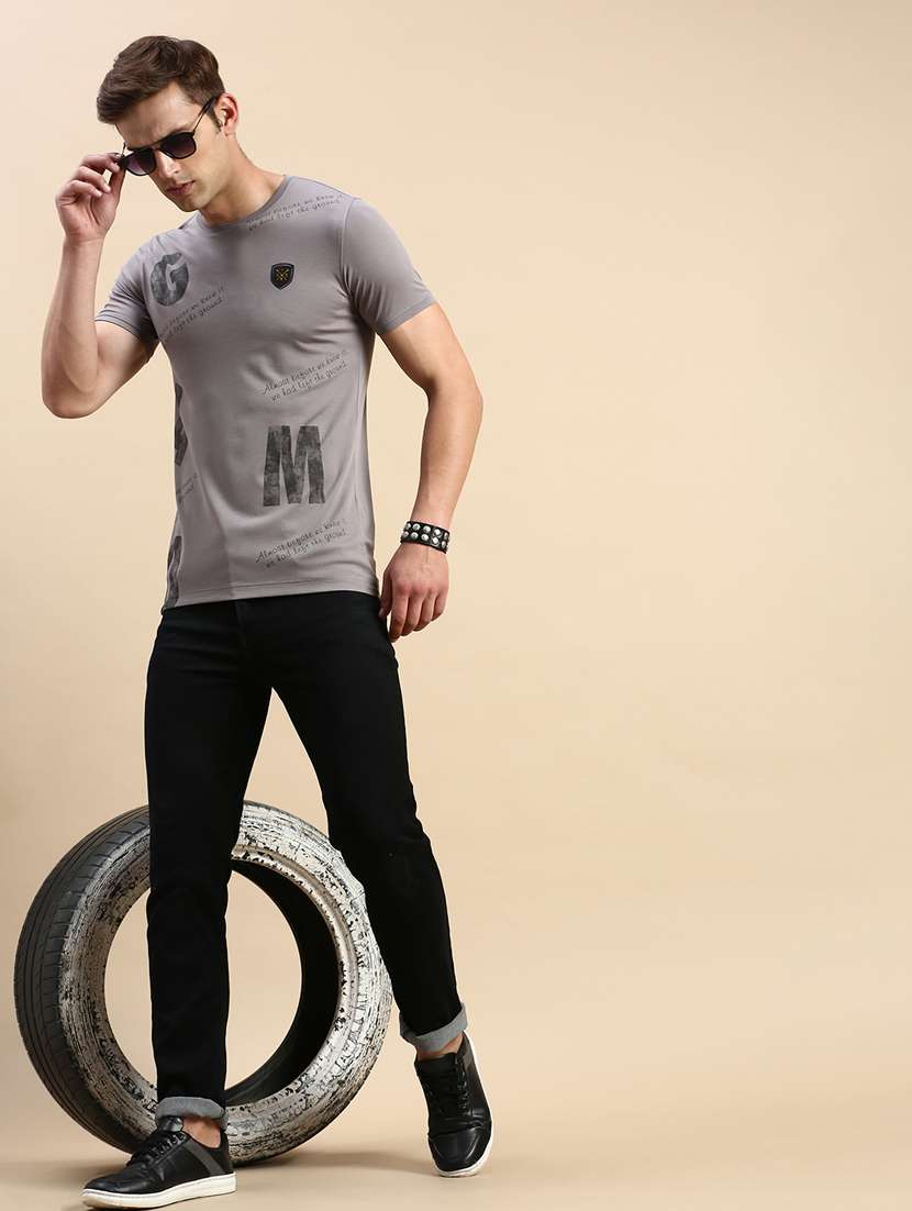 men front print short sleeve t-shirt - 19856109 -  Standard Image - 3