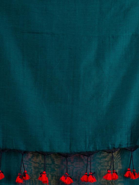 solid woven saree with blouse - 19866365 - Standard Image - 3