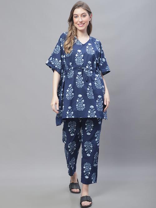 v-neck printed nightwear pyjama set - 19867461 - Standard Image - 0