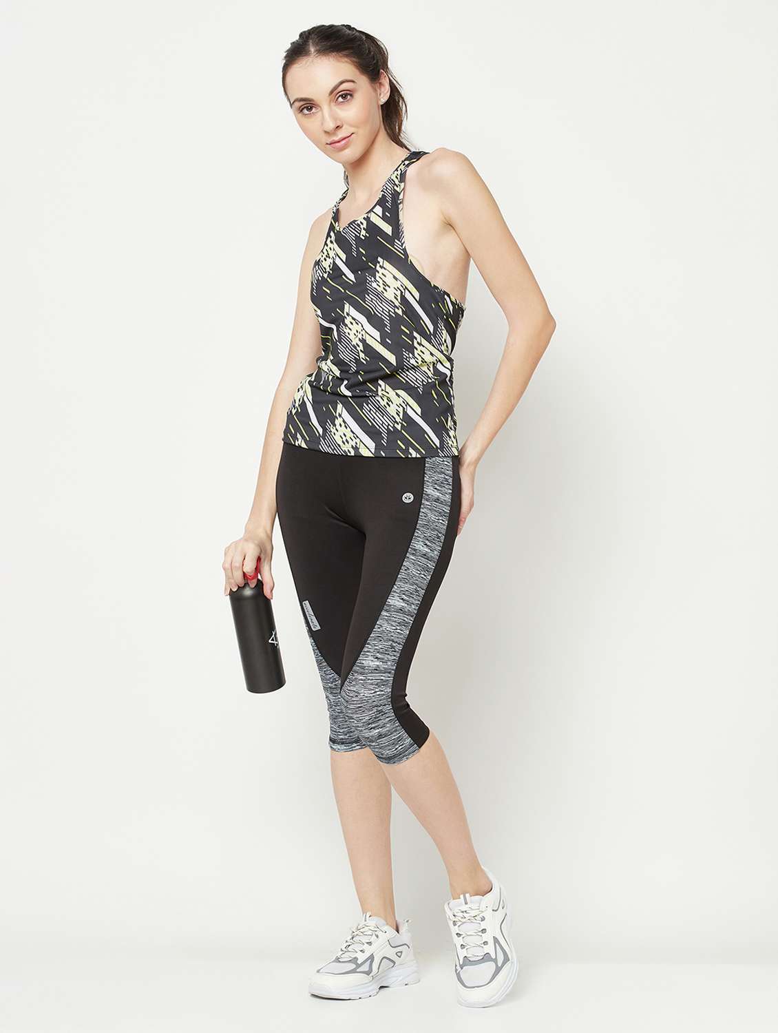 mid rise solid polyester capri - 19872144 -  Standard Image - 3