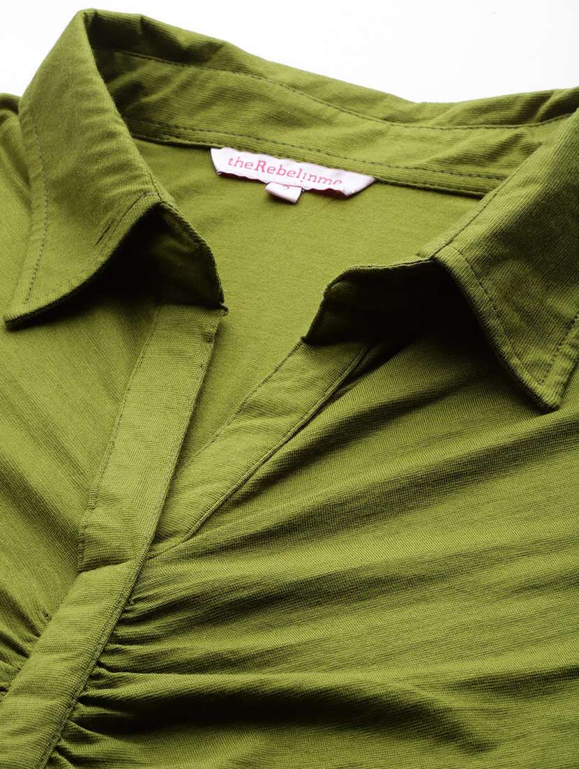 Women's Straight Collared Top