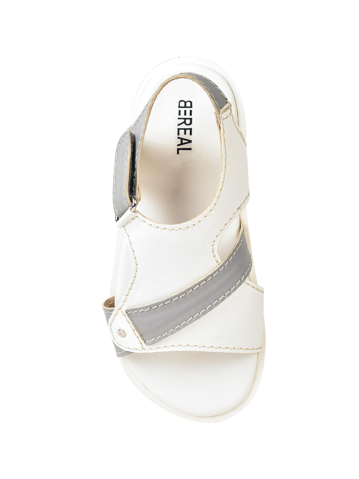 the rugged runners are perfect for - 19895658 - Standard Image - 3