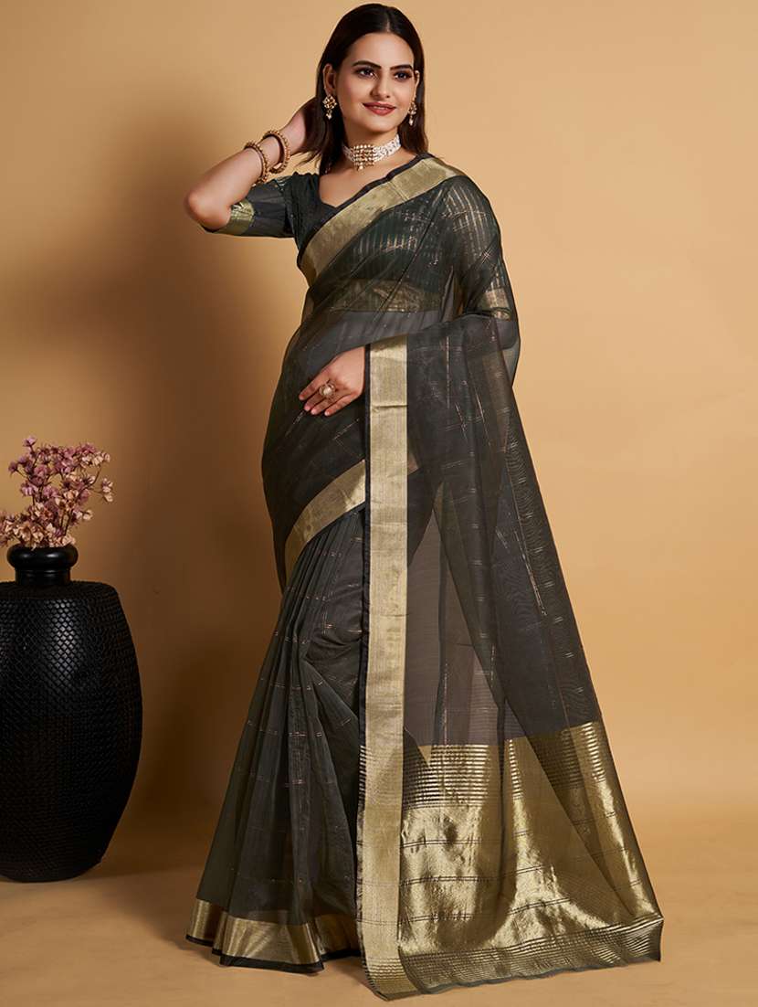 women's checks black colored saree - 19896167 - Zoom Image - 0
