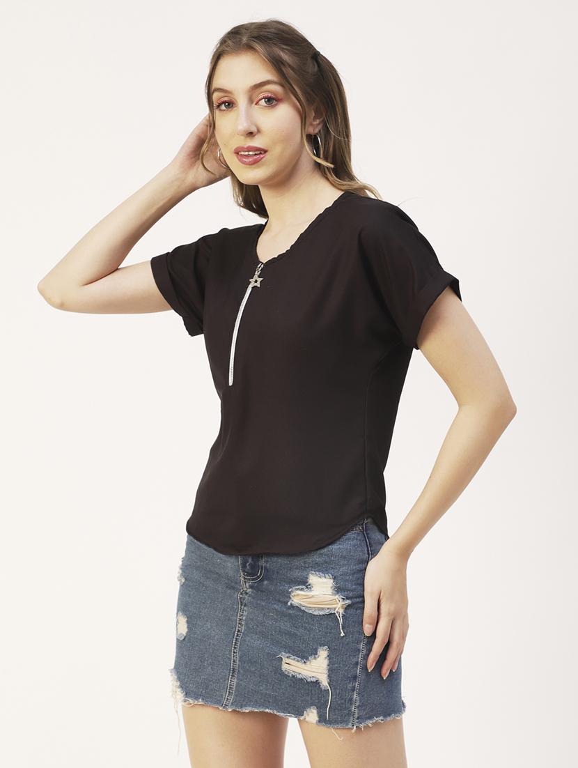 women's straight round neck top - 19907294 - Zoom Image - 0